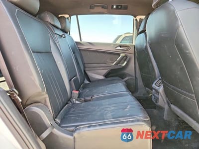 Zdjęcie 10 z 13 samochodu: 2022 VOLKSWAGEN TIGUAN SE R-LINE BLACK VIN:3VVCB7AX3NM110283 - miniatura