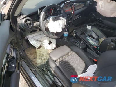 Zdjęcie 8 z 12 samochodu: 2024 MINI COOPER S VIN:WMW53DH0XR2V57621 - miniatura