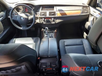 Zdjęcie 8 z 13 samochodu: 2012 BMW X5 XDRIVE35I VIN:5UXZV4C58CL765644 - miniatura