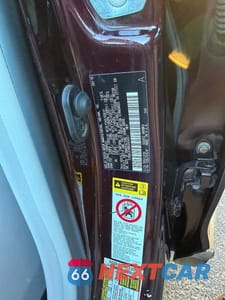 Zdjęcie 10 z 12 samochodu: 2011 TOYOTA HIGHLANDER SE VIN:5TDBK3EHXBS045451 - miniatura