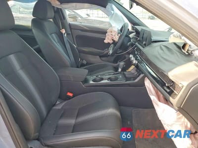 Zdjęcie 7 z 12 samochodu: 2024 HONDA CIVIC SPORT VIN:19XFL2H85RE042224 - miniatura