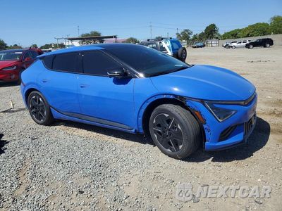 Czwarte zdjęcie samochodu z boku: 2025 KIA EV6 GT-LINE VIN:5XYC44JA6SG013705 - miniatura