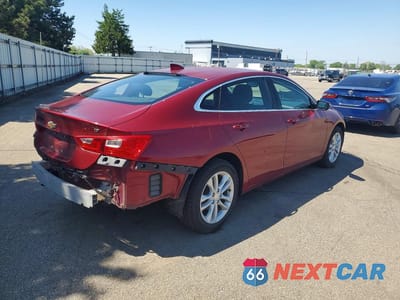 Trzecie zdjęcie samochodu z tyłu: 2017 CHEVROLET MALIBU LT VIN:1G1ZE5ST6HF213310 - miniatura