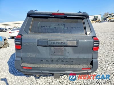 Zdjęcie 6 z 13 samochodu: 2025 TOYOTA 4RUNNER SR5 VIN:JTEVA5BRXS5009530 - miniatura