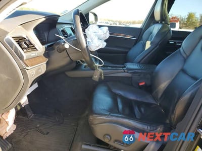 Zdjęcie 7 z 13 samochodu: 2019 VOLVO XC90 T5 MOMENTUM VIN:YV4102PK4K1494025 - miniatura