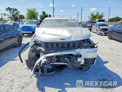Piąte zdjęcie samochodu w środku: 2023 JEEP GRAND CHEROKEE L LAREDO VIN:1C4RJKAG0P8842070 - miniatura