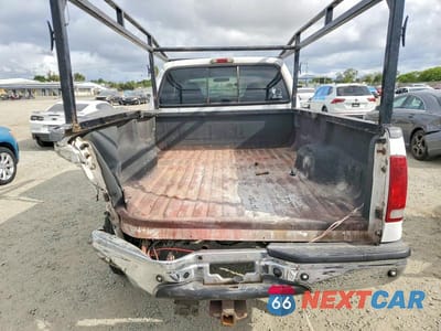 Zdjęcie 10 z 14 samochodu: 2001 FORD F250 VIN:1FTNW20FX1EC31626 - miniatura