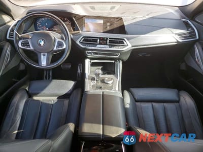 Zdjęcie 8 z 13 samochodu: 2021 BMW X6 M50I VIN:5UXCY8C07M9G38166 - miniatura