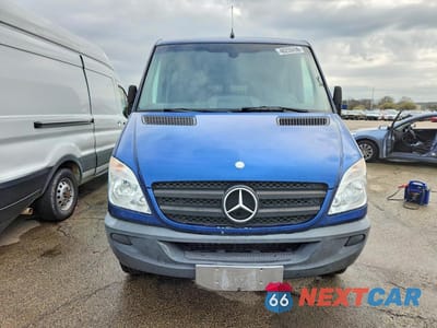 Piąte zdjęcie samochodu w środku: 2013 MERCEDES-BENZ SPRINTER 2500 VIN:WD4PE7CD4D5755030 - miniatura