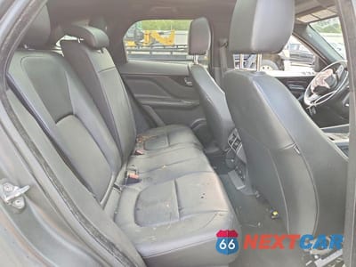 Zdjęcie 11 z 12 samochodu: 2019 JAGUAR F-PACE PREMIUM VIN:SADCJ2FX2KA601888 - miniatura