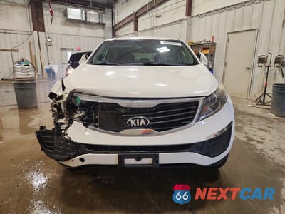 Piąte zdjęcie samochodu w środku: 2013 KIA SPORTAGE LX VIN:KNDPB3A29D7533407 - miniatura