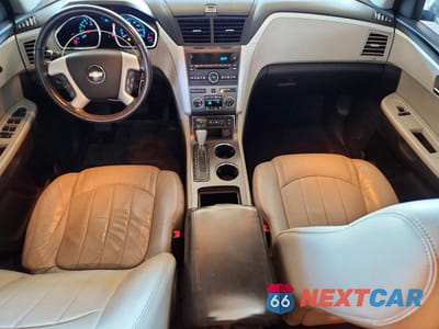 Zdjęcie 8 z 12 samochodu: 2010 CHEVROLET TRAVERSE LTZ VIN:1GNLRHED3AS155393 - miniatura