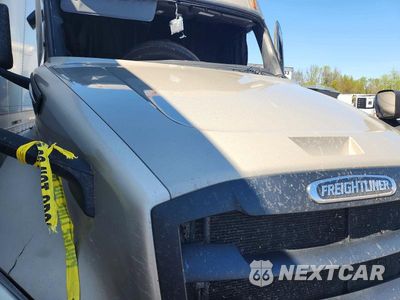 Zdjęcie 7 z 10 samochodu: 2022 FREIGHTLINER CASCADIA 126 SEMI TRUCK VIN:3AKJHHDR7NSNB1286 - miniatura