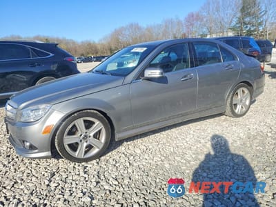 2010 MERCEDES-BENZ C 300 4MATIC WDDGF8BB1AR128339 - główne zdjęcie licytacji z USA - miniatura