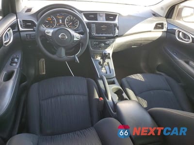 Zdjęcie 8 z 13 samochodu: 2019 NISSAN SENTRA SV VIN:3N1AB7AP6KY258893 - miniatura