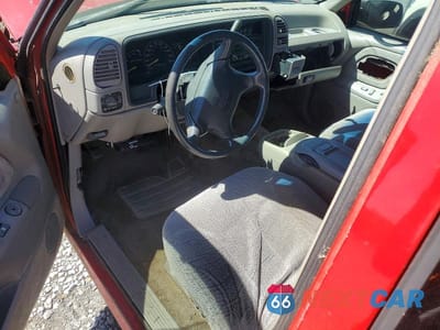 Zdjęcie 8 z 12 samochodu: 1995 GMC SIERRA C1500 VIN:2GTEC19K0S1579389 - miniatura
