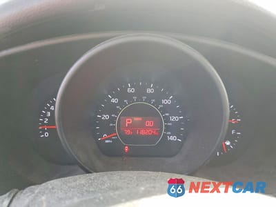 Zdjęcie 9 z 11 samochodu: 2016 KIA SOUL + VIN:KNDJP3A50G7295940 - miniatura