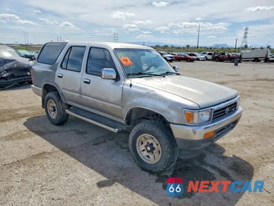 Czwarte zdjęcie samochodu z boku: 1995 TOYOTA 4RUNNER SR5 V6 VIN:JT3VN29V1S0042427 - miniatura