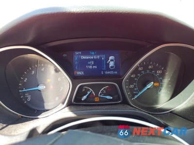 Zdjęcie 9 z 12 samochodu: 2014 FORD FOCUS SE VIN:1FADP3K23EL284264 - miniatura