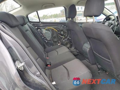Zdjęcie 10 z 12 samochodu: 2014 MAZDA 3 TOURING VIN:JM1BM1V70E1113327 - miniatura