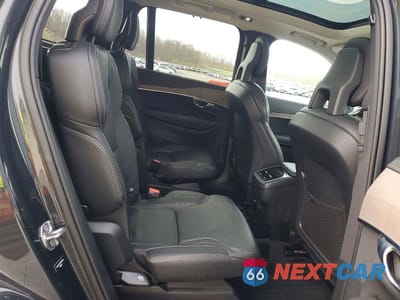 Zdjęcie 11 z 12 samochodu: 2021 VOLVO XC90 T6 INSCRIPTION VIN:YV4A221L5M1670448 - miniatura