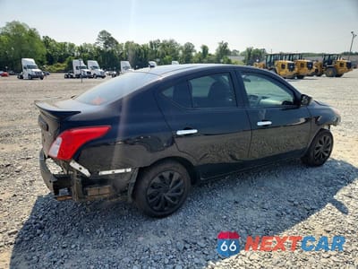 Trzecie zdjęcie samochodu z tyłu: 2019 NISSAN VERSA SV VIN:3N1CN7AP2KL843001 - miniatura