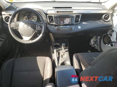 Zdjęcie 8 z 14 samochodu: 2014 TOYOTA RAV4 XLE VIN:JTMRFREV7EJ007821 - miniatura