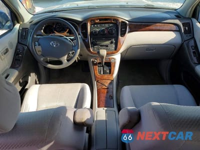 Zdjęcie 8 z 13 samochodu: 2004 TOYOTA HIGHLANDER BASE VIN:JTEGD21A840089386 - miniatura