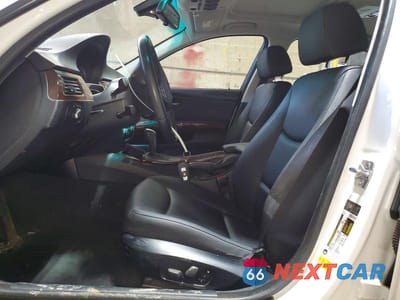 Zdjęcie 7 z 12 samochodu: 2009 BMW 328 XI SULEV VIN:WBAPK53539A643136 - miniatura