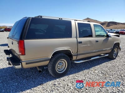 Trzecie zdjęcie samochodu z tyłu: 1995 CHEVROLET SUBURBAN C2500 VIN:3GNGC26K2SG102593 - miniatura