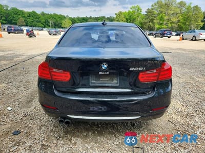 Zdjęcie 6 z 13 samochodu: 2013 BMW 328 I VIN:WBA3A5G53DNP21878 - miniatura