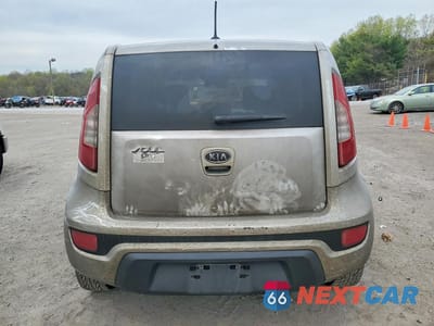 Zdjęcie 6 z 13 samochodu: 2012 KIA SOUL BASE VIN:KNDJT2A51C7449894 - miniatura