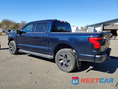 Drugie zdjęcie samochodu z przodu: 2023 FORD F150 LIGHTNING PRO VIN:1FT6W1EV9PWG42582 - miniatura