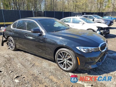 Czwarte zdjęcie samochodu z boku: 2019 BMW 330XI VIN:3MW5R7J5XK8B01874 - miniatura