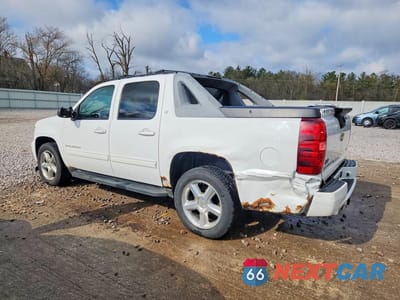 Drugie zdjęcie samochodu z przodu: 2011 CHEVROLET AVALANCHE LT VIN:3GNTKFE38BG251741 - miniatura