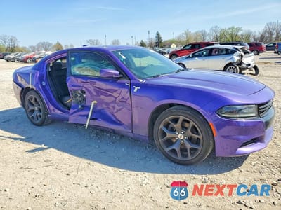 Czwarte zdjęcie samochodu z boku: 2018 DODGE CHARGER R VIN:2C3CDXCT7JH290299 - miniatura