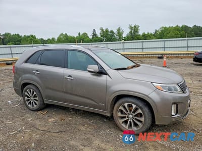 Czwarte zdjęcie samochodu z boku: 2015 KIA SORENTO SX VIN:5XYKWDA77FG607980 - miniatura