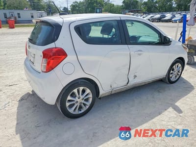 Trzecie zdjęcie samochodu z tyłu: 2020 CHEVROLET SPARK 1LT VIN:KL8CD6SA6LC451584 - miniatura