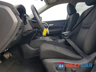 Zdjęcie 7 z 13 samochodu: 2017 NISSAN ROGUE SV VIN:KNMAT2MT3HP551683 - miniatura