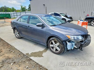 Czwarte zdjęcie samochodu z boku: 2013 TOYOTA CAMRY SE VIN:4T1BF1FK1DU676764 - miniatura