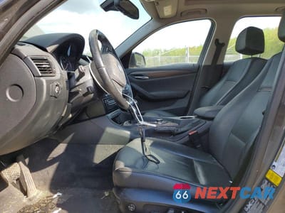 Zdjęcie 7 z 12 samochodu: 2015 BMW X1 XDRIVE28I VIN:WBAVL1C56FVY34289 - miniatura