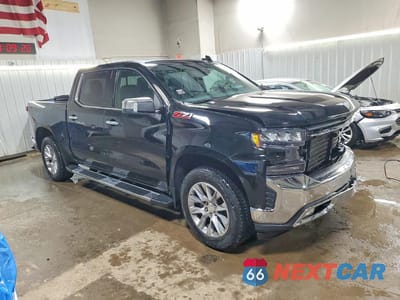 Czwarte zdjęcie samochodu z boku: 2019 CHEVROLET SILVERADO K1500 LTZ VIN:3GCUYGEDXKG138349 - miniatura