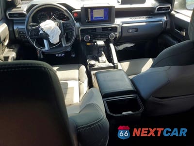Zdjęcie 8 z 12 samochodu: 2024 TOYOTA TACOMA TRD SPORT VIN:3TMLB5JNXRM037405 - miniatura