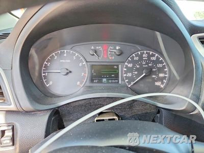 Zdjęcie 9 z 12 samochodu: 2014 NISSAN SENTRA S VIN:3N1AB7AP7EL611143 - miniatura