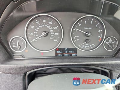 Zdjęcie 9 z 12 samochodu: 2016 BMW 320 XI VIN:WBA8E5G55GNT95032 - miniatura