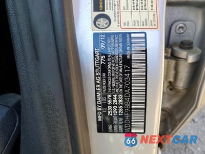 Zdjęcie 12 z 12 samochodu: 2013 MERCEDES-BENZ E 550 4MATIC VIN:WDDHF9BB4DA703417 - miniatura