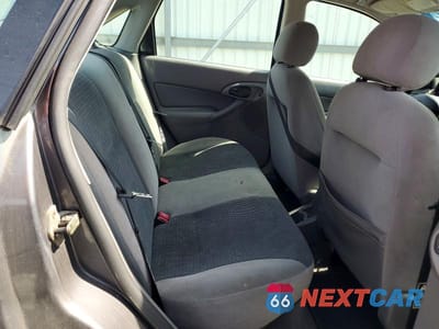 Zdjęcie 10 z 12 samochodu: 2003 FORD FOCUS SE COMFORT VIN:1FAFP34333W198043 - miniatura