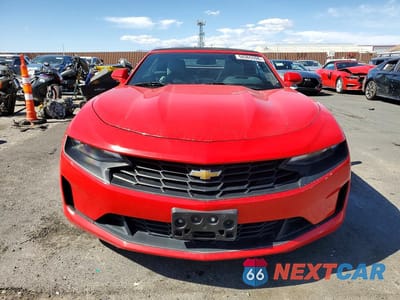 Piąte zdjęcie samochodu w środku: 2020 CHEVROLET CAMARO LS VIN:1G1FB3DX2L0120909 - miniatura