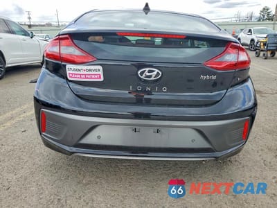 Zdjęcie 6 z 13 samochodu: 2019 HYUNDAI IONIQ LIMITED VIN:KMHC05LC9KU124761 - miniatura