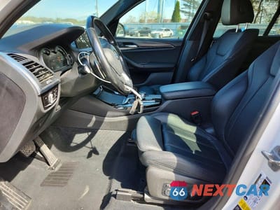 Zdjęcie 7 z 12 samochodu: 2018 BMW X3 XDRIVE30I VIN:5UXTR9C55JLD57058 - miniatura